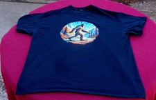 Last Chance Very Nice Dubois Wyoming Big Foot Mens Large Travel T Shirt Last Chance Very Nice Dubois Wyoming Big Foot Mens Large Travel T Shirt