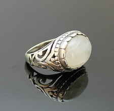 VINTAGE GENUINE MOONSTONE PIERCED SWIRL DESIGN STERLING SILVER RING SIZE 8.25