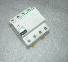 Schneider Electric iLD 40A Residual Current Circuit Breaker 4 Pole 40A DIN Rail