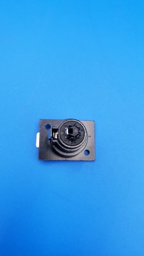 LOT OF 20/ SVP561-BK-5P Panel Mount - Picture 5 of 5