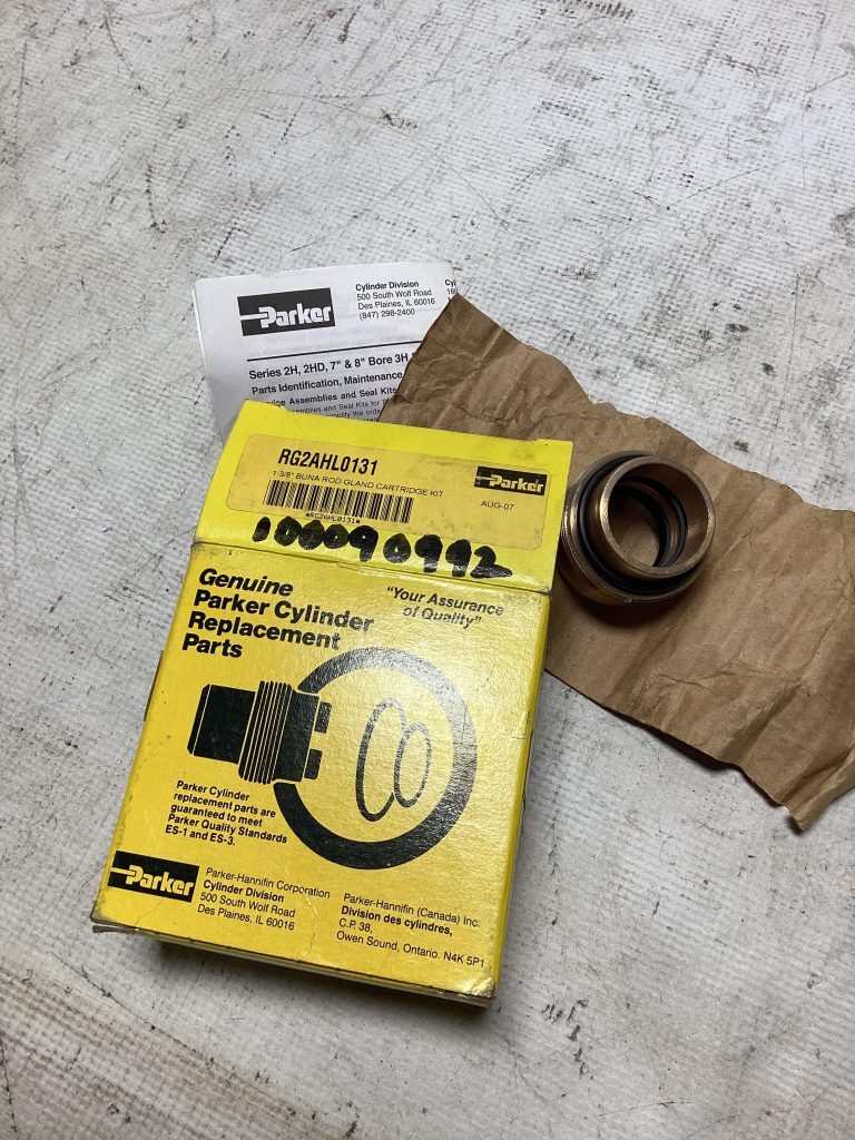 RG2HM0561 56mm Rod Gland Seal Kit Urethane fits Parker HMI Series