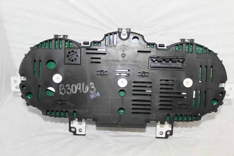 Speedometer Instrument Cluster 2012-2014 Kia Rio Dash Panel Gauges 58,243 Miles - Image 2 of 4