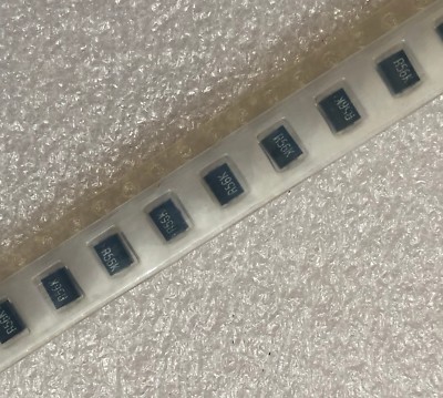INDUCTOR SUPPLY LCM1812-R56K Molded Chip Inductor 10% **NEW** Qty.10
