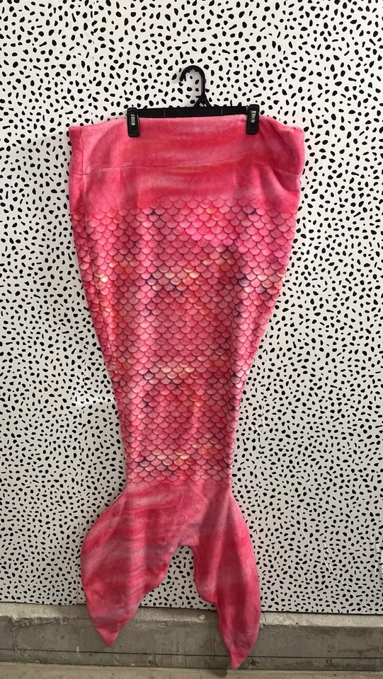 Kids Mermaid Tail Blanket Pink OS - Image 3 of 4