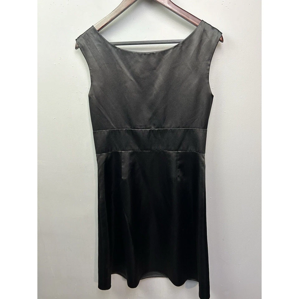 Vestido de cóctel Ann Taylor Loft negro satinado con cuentas para mujer 10 fiesta clásico Foto 2 de 4