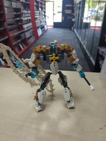 LEGO Bionicle Kopaka Master of Ice 70788 Incomplete