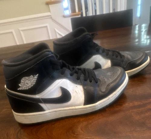 Jordan Air Jordan 1 Mid Black/Off Noir/Summit White Leather Men's DQ8426-010