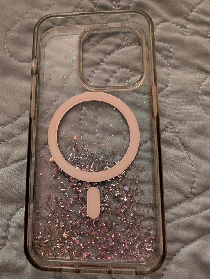 Funda Brillante iPhone 15 Pro Insignia Foto 2 de 2