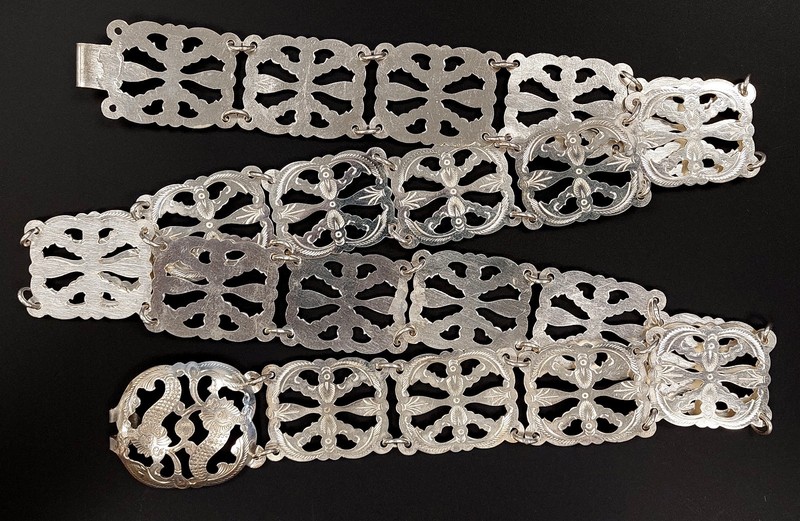 Antique Peranakan Straits Aceh Silver Wedding Belt, Fish motif! 22 panels, 35.5"