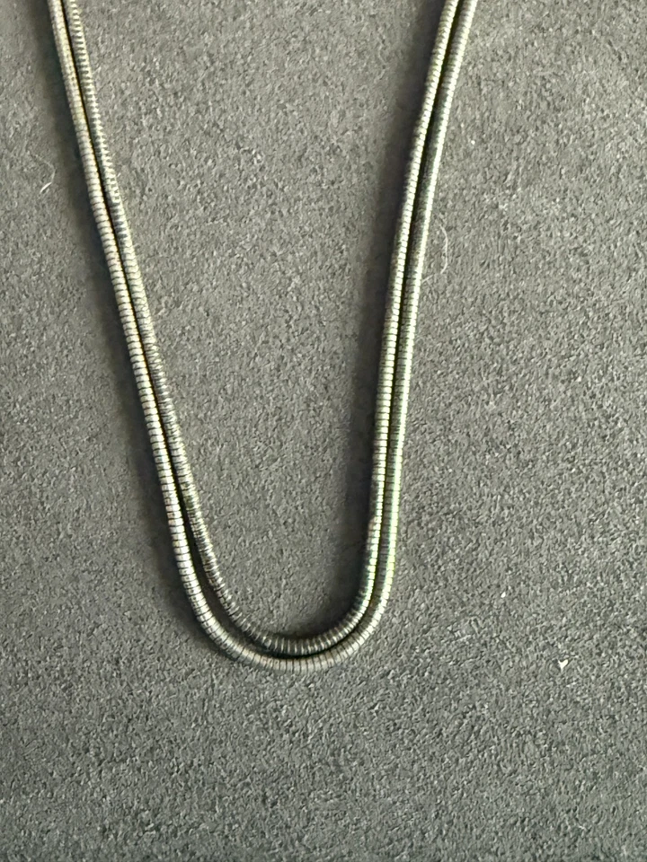 Tiffany&Co. vintage Collar medallón corazón plata de ley 26 pulgadas Foto 4 de 4