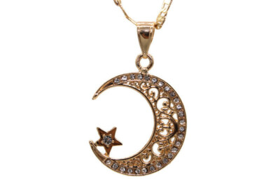 Luna Estrella Medalla con Cadena Oro Chapado Laminado Dije NUEVO