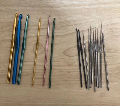 16 Piece Crochet  needle Set Mostly Boye Vintage Pieces