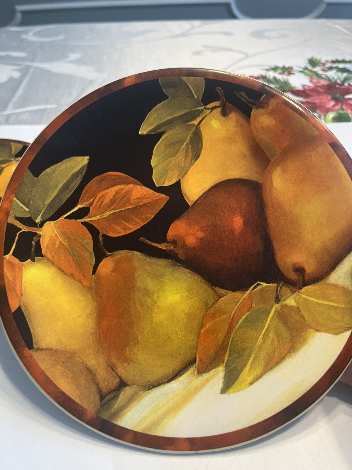 4pc Harry & David Orchard Fruit 8” Snack Dessert Sandwich Plates