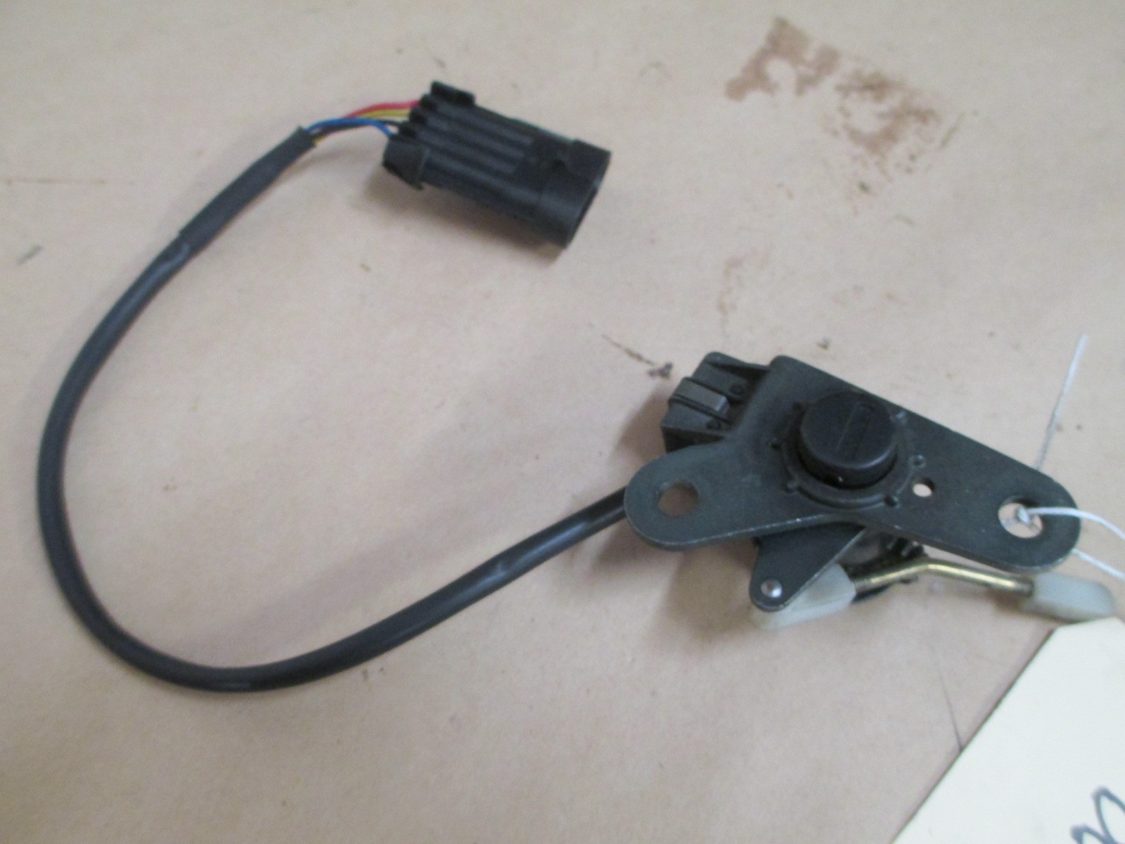 Ferrari 360,430 -  LH Door Catch, # 65839500