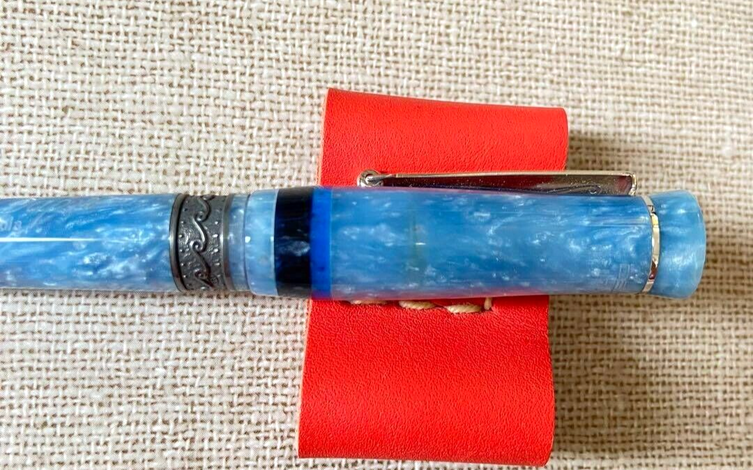 ほぼ新品】DELTA Marina Piccola 万年筆 Capri Delta Capri Marina Piccola Blue Resin with Sterling Silver