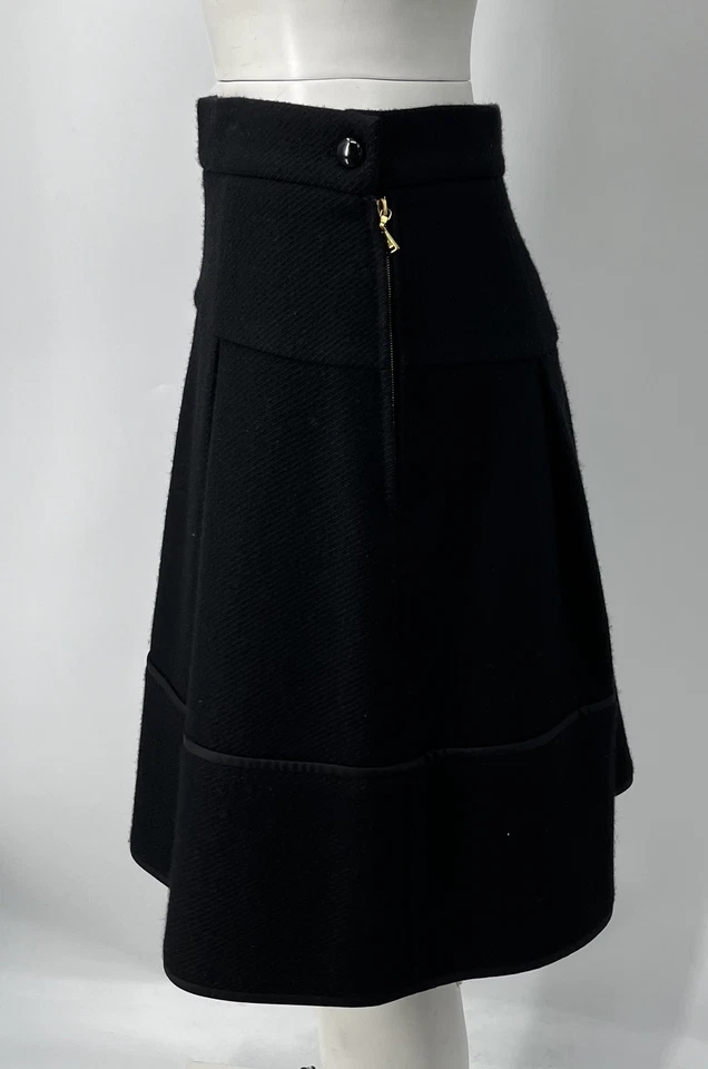 Falda Louis Vuitton Negra Lana Invertida Plisada Hasta la Rodilla Línea A talla 40 Foto 2 de 4