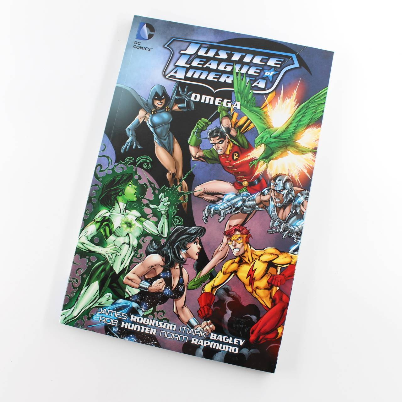 Justice League of America: Omega book by James Robinson, Brett Boot