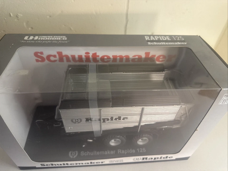 Universal Hobbies Schuitemaker Rapide 125 Loader Wagon 25 Anniversary Model 1:32 - Image 3 of 4