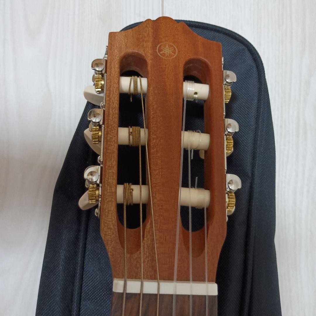 ヤマハギタレレ YAMAHA GL1 + Case Yamaha Guitalele GL1 with case, commonly known as Guitalele, cute