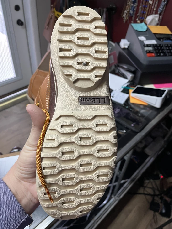 LL Bean Ladies Brown All Weather Waterproof Boots - Size 8.5 - Image 4 of 4