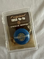 1955 Duncan Super Yo-Yo Blue and Tournament Tips  Trick Book