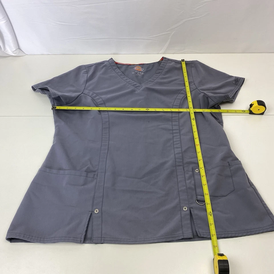 Dickies Womans L Large Solid Gray V Neck Medical Workwear Pocket Scrubs Top - Image 2 of 4