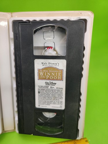 Walt Disney's The Many Adventures Of Winnie The Pooh VHS Tape In Clam Shell Case - Picture 3 of 5