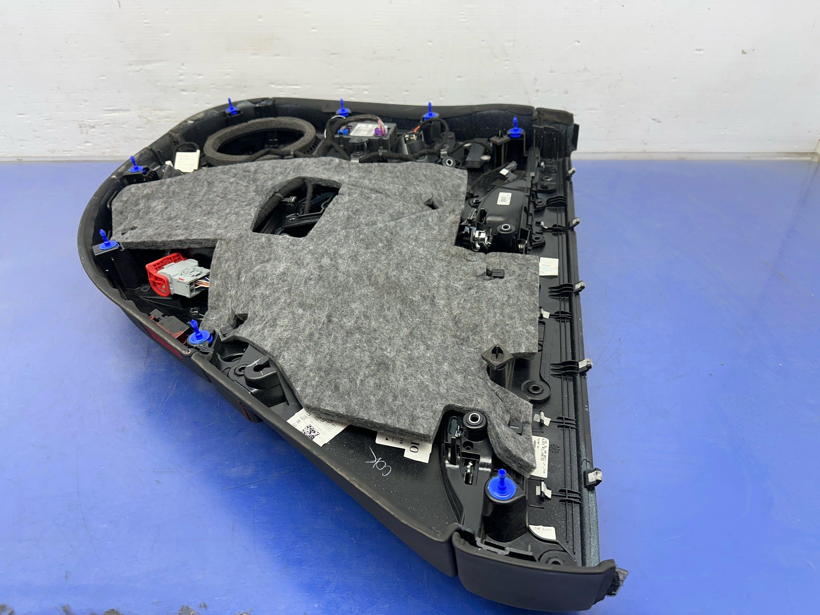 2017-2020 MASERATI LEVANTE M161 OEM REAR LEFT INNER DOOR PANEL