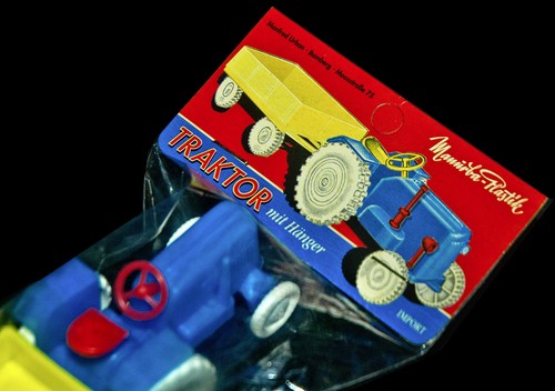 2x MANURBA WUNDERSCHÖNES PLASTIK TRAKTOR GESPANN METALLACHSER 1970s JEAN HÖFLER - Bild 8 von 23