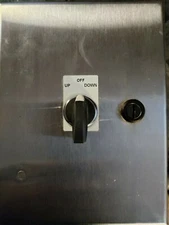 SAGINAW CONTROLS CUSTOM UP AND DOWN BOX/CONTROL 24DC SCE-8066ELJSS