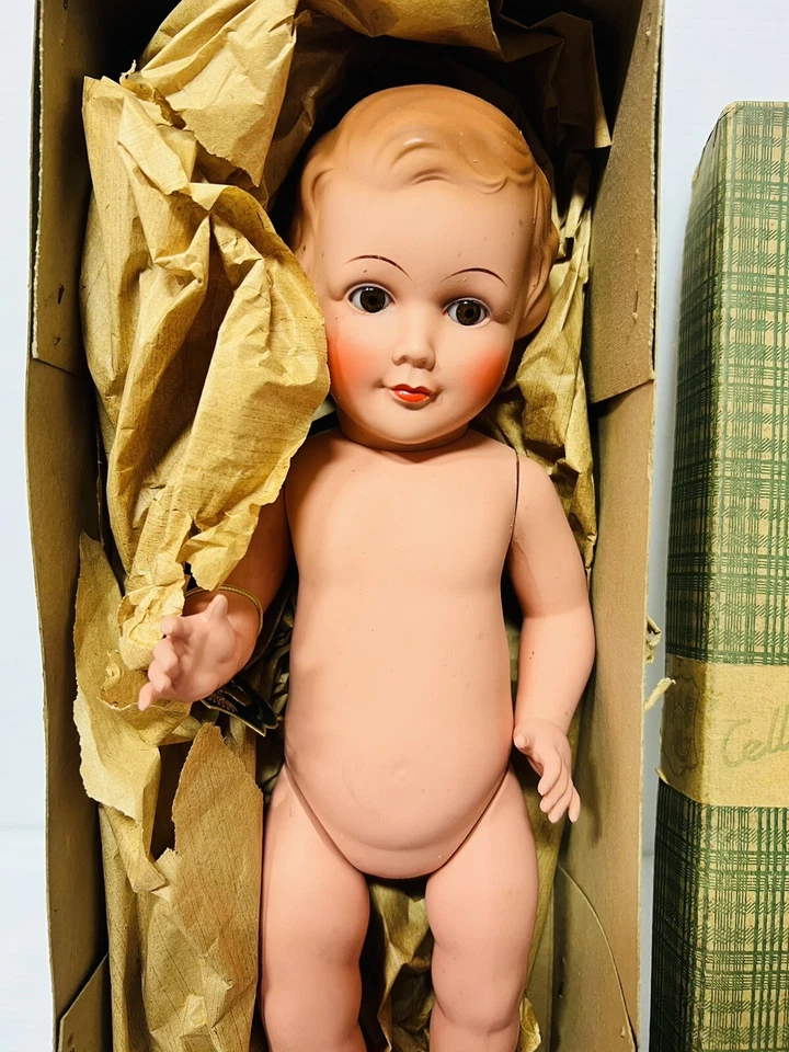 CELLBA BAMBOLA IN CELLULOIDE ANNI ‘30 NUOVA,IN SCATOLA ORIGINALE RARE VINTAGE - Immagine 3 di 4