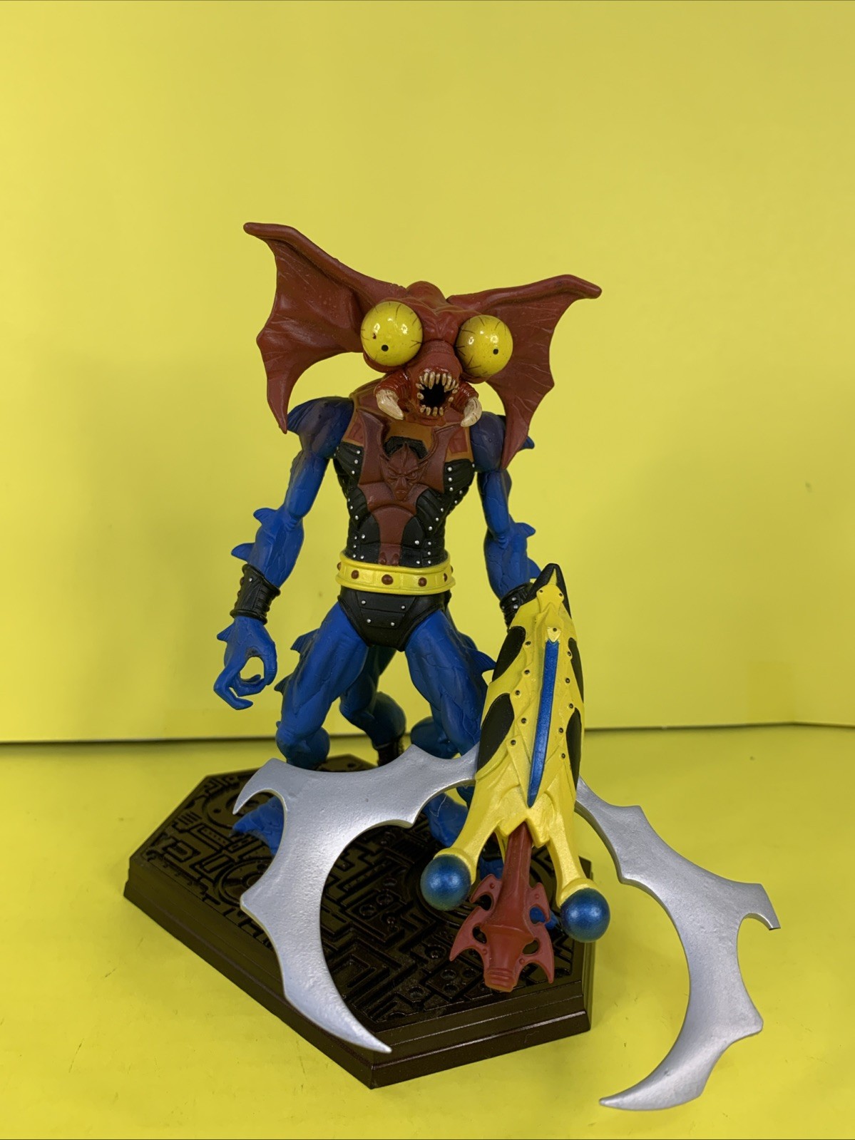 NECA Masters of the Universe 200X Mantenna Mini Statue Complete