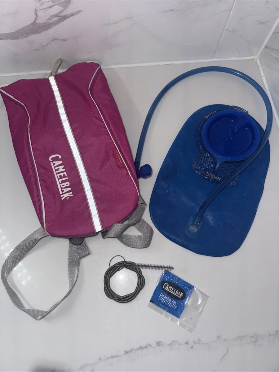 Sac D'hydratation CamelBak Skeeter Pour Enfant, Rose/blanc/gris, Idéal Vélo