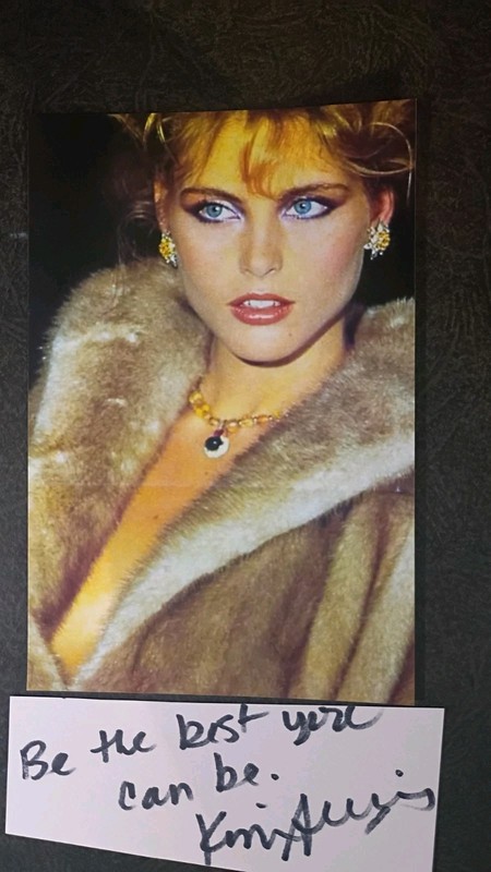 KIM ALEXIS Hand Signed Autograph Cut With 4X6 PHOTO -  BEAUTIFUL FAMOUS MODEL