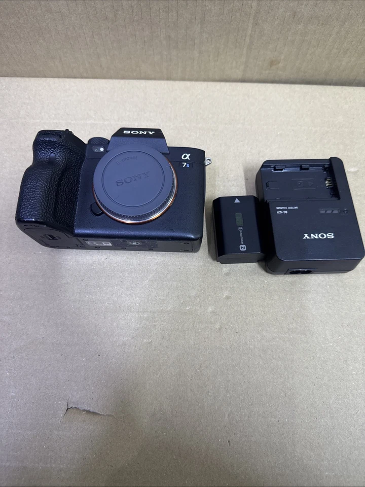 Sony Alpha 7S III, photo 1 of 5