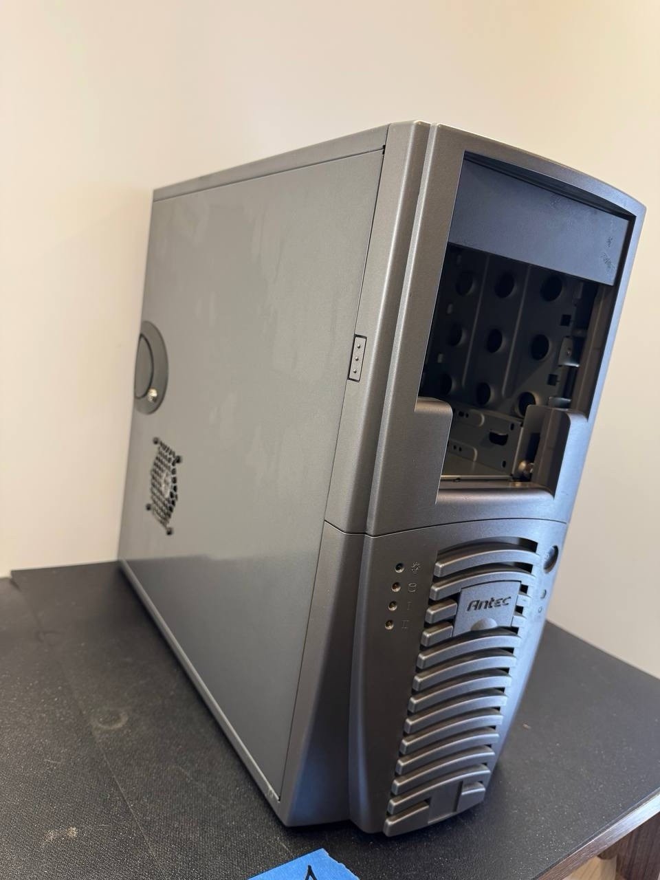 Ultra Computer Case 2000s Vintage Antec ATX Mid Tower PC Case Retro 2000s No PSU | eBay