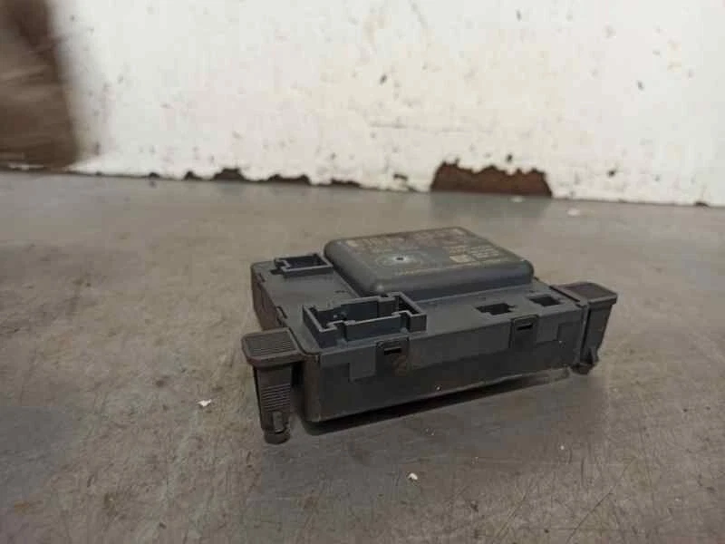 A9068203926 centralina chiusura per MERCEDES-BENZ SPRINTER II CAJA CERRADA CDI - Immagine 4 di 4