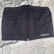 Medela Women  s Large Hands Free Pumping Bra Black