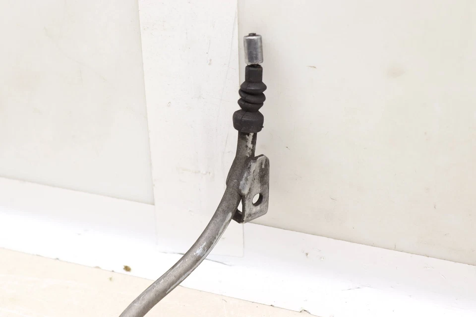 2013-2016 MERCEDES-BENZ E400 - Emergency / Parking Brake Cable 2124200285 - Image 3 of 4