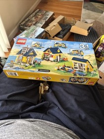 Beach Hut 31035 LEGO Creator 3 in 1 New Sealed & Retired (286 pcs)
