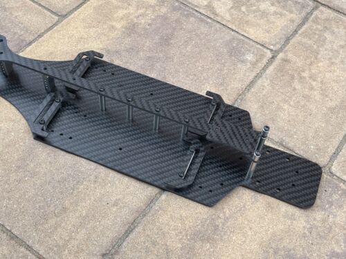 Carbon Fiber DRAG RACING Chassis for Traxxas RUSTLER VXL 3s / Xl5 2WD - Picture 4 of 5