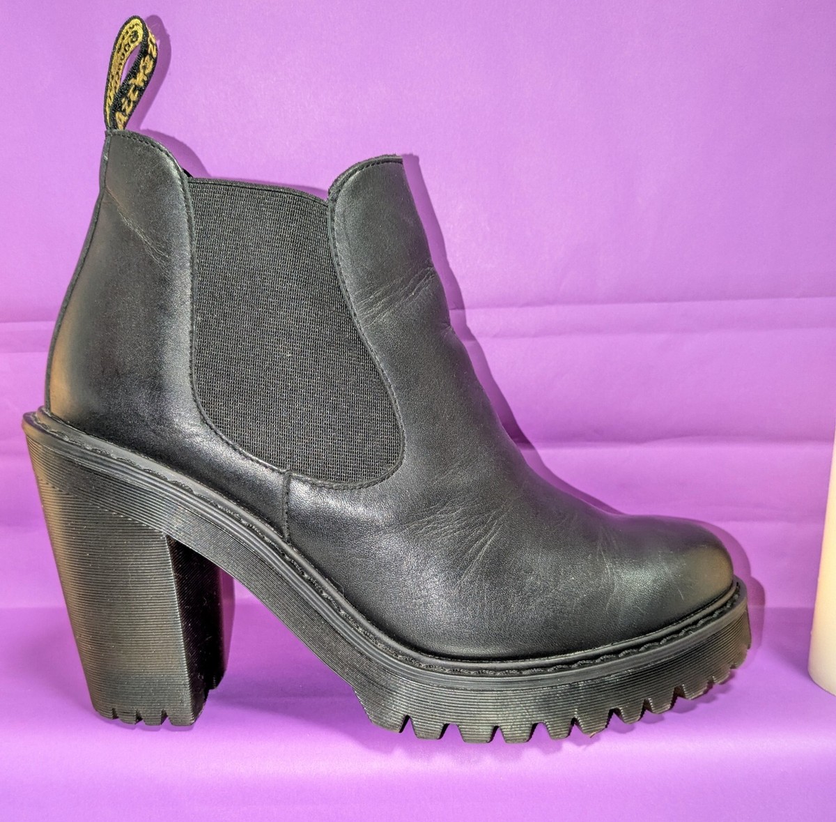 Hurston Leather Heeled Hurston Heeled Chelsea Boots Martens