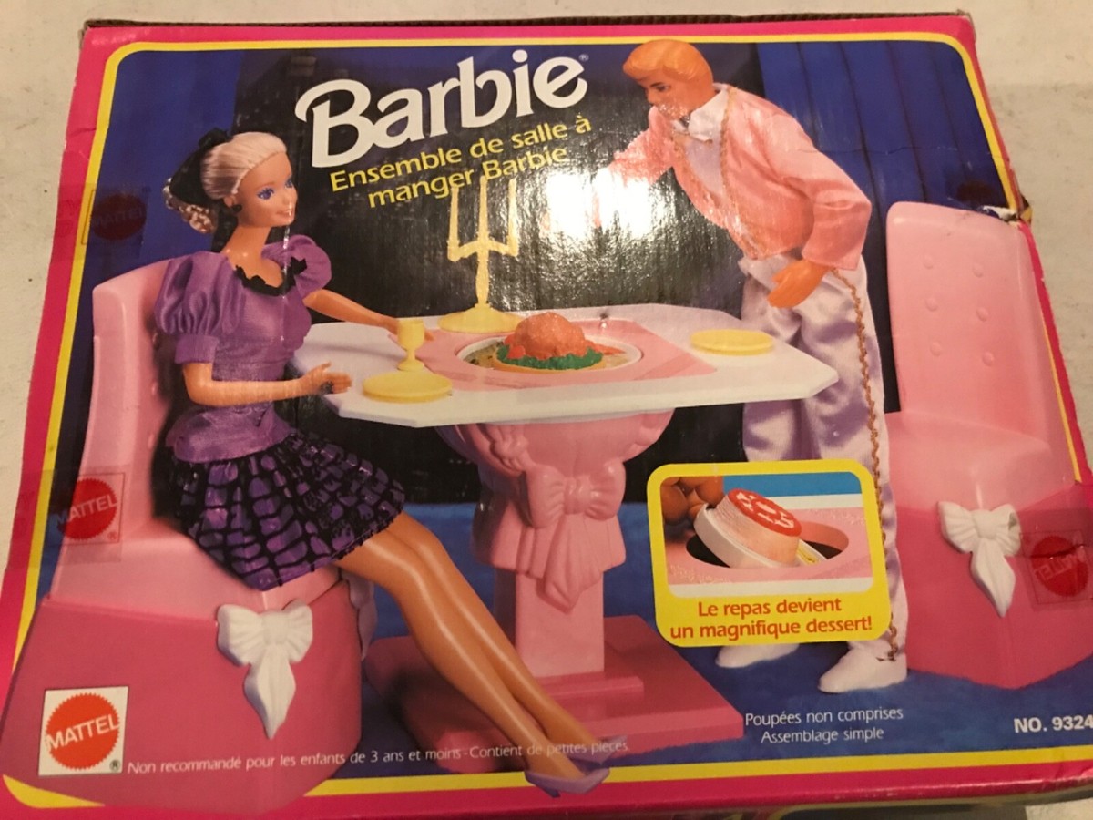 VINTAGE BARBIE Dining Room Set Mattel 1992 #9324 *Please