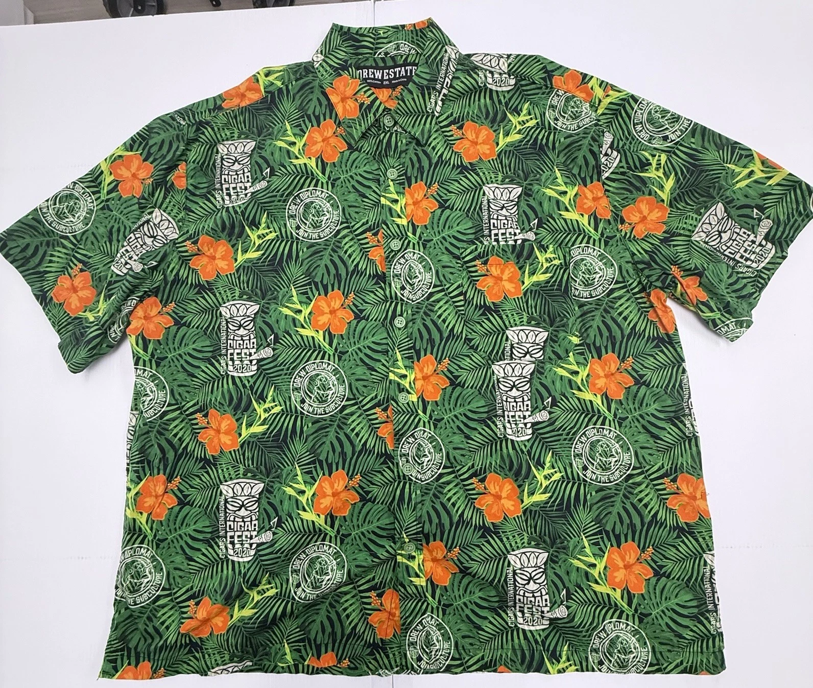 Drew Estate Cigar Fest 2020 Hawaiian Shirt Mens 2XL Green Tropical Button Up
Opens in a new window o