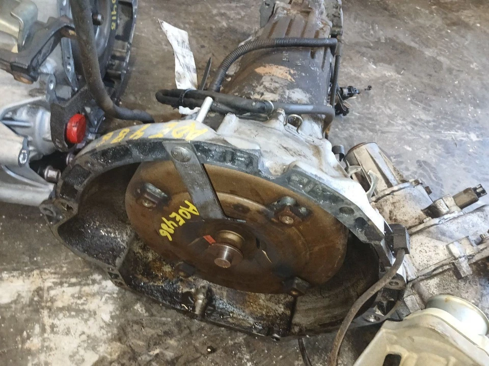 Automatic Transmission 4WD 6 Cylinder Fits 87-90 CHEROKEE 30112602 Foto 3 de 4