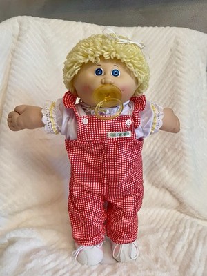 Cabbage Patch Kids girl lemon loops hm 4 w/pacifier