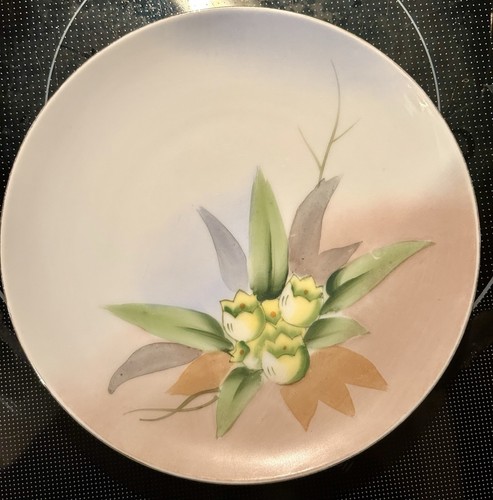 Meito China Hand Painted Floral Porcelain Plate, Round, Japan