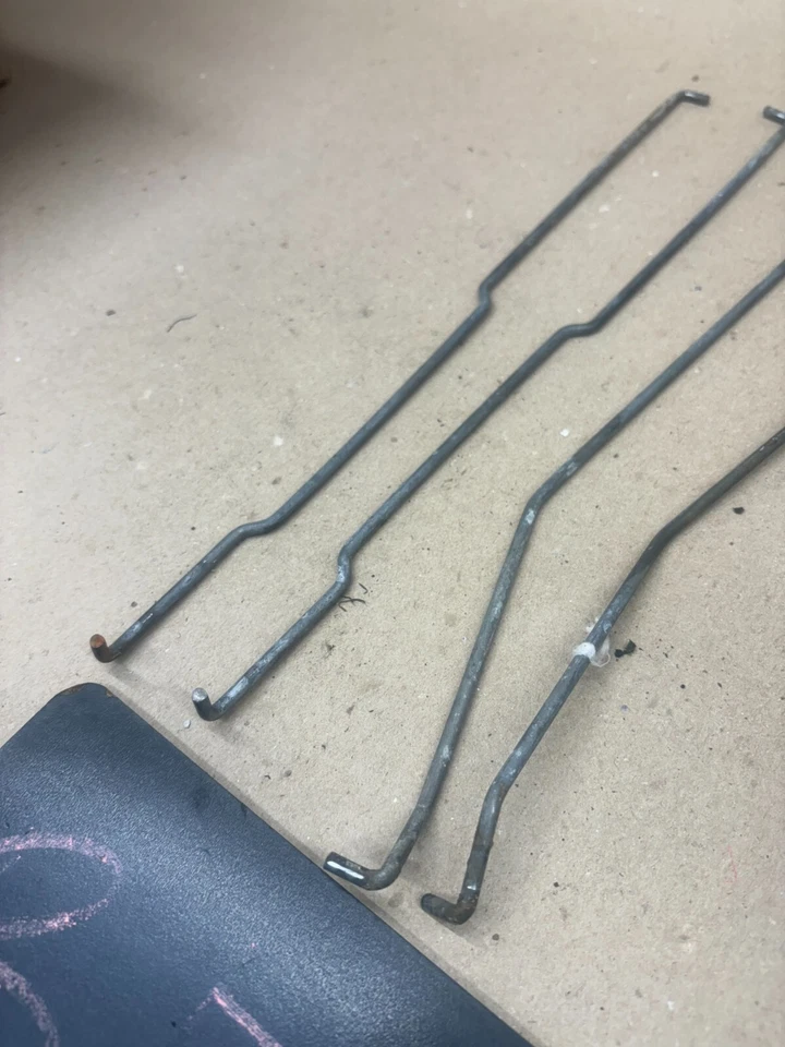 Dodge RAMCHARGER 1981 1993 W150 W250 W350 manija de puerta juego de pestillos varillas varilla acoplamiento Foto 3 de 4