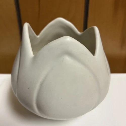 Vintage Van Briggle White Tulip Pottery Vase