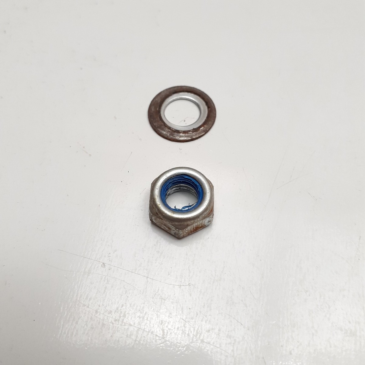 Murray OEM Parts. Wheel Nut Assembly MNA152703 21-inch 140cc Push